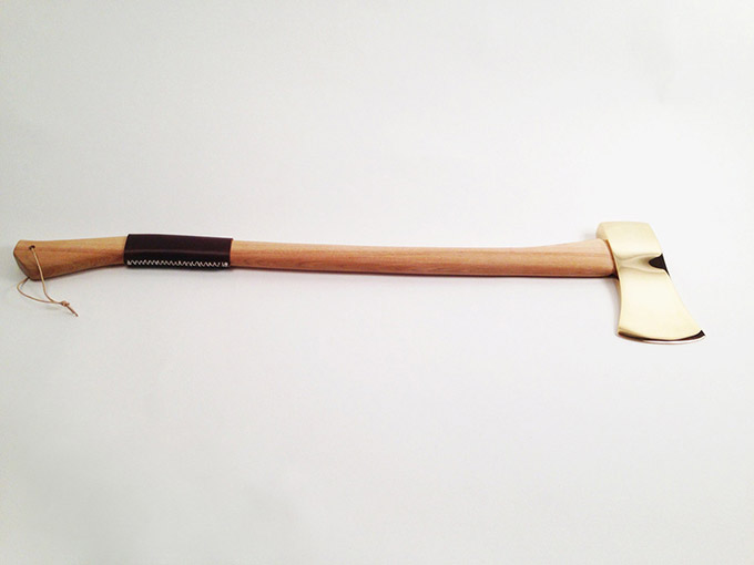 24k-Gold-Axe-1